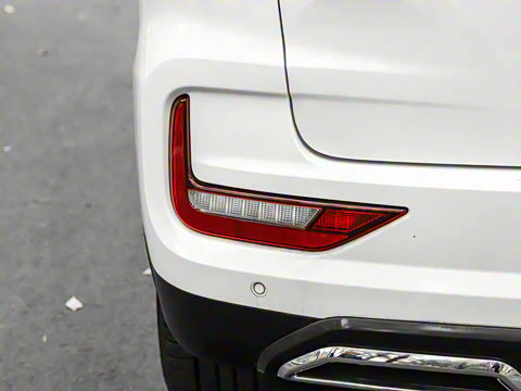 2025�� 2.2T  �����콢�� 5�� ����