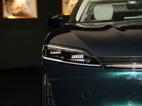 2025�� ������