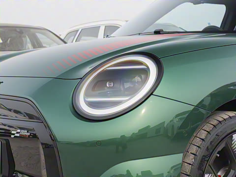 2025�� JOHN COOPER WORKS