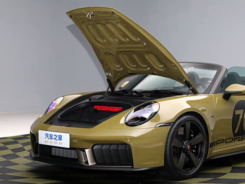 2025�� Spirit 70 3.6T Heritage Design