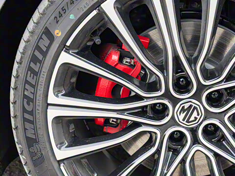 2025�� 2.0T 405 AT������