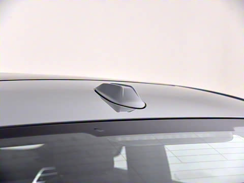 2025�� eDrive 40 L ��ҹ�˶���װ