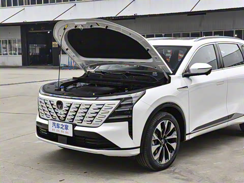 2025�� ���Ĵ� UItra 2.0T ������ �ǻ۾�����