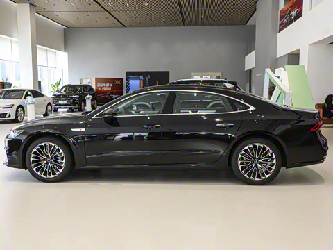 2025�� 45 TFSI ������