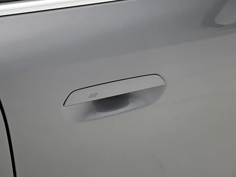 2025�� xDrive30L ������ M�˶���װ