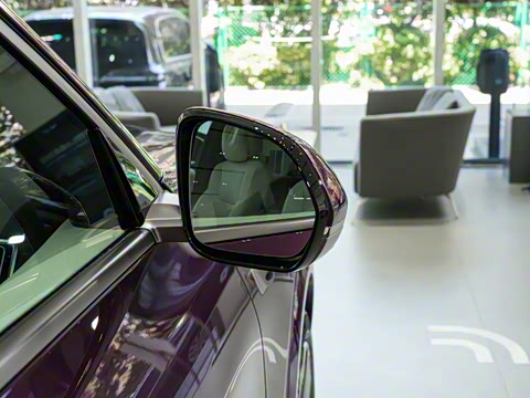 2025�� Ultra ���ܻ��°�