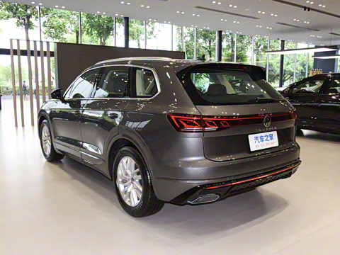 2025�� 2.0TSI ��Ӱ��