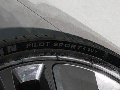 2025�� Ultra ���ܻ��°�