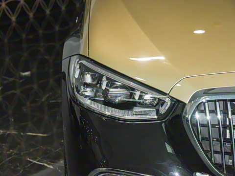 2025�� �Ŀ� S 680 4MATIC