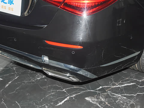 2025�� �Ŀ� S 680 4MATIC