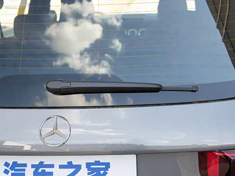 2025�� GLB 220 ������