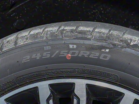 2025�� 2.0T ˫������������� 5��