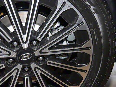 2024�� 380TGDi LUX Premium �ǰ�����