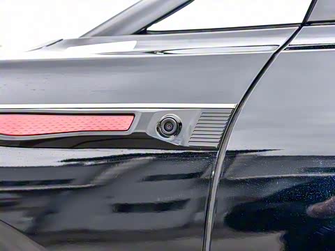 2025�� 605 Max������