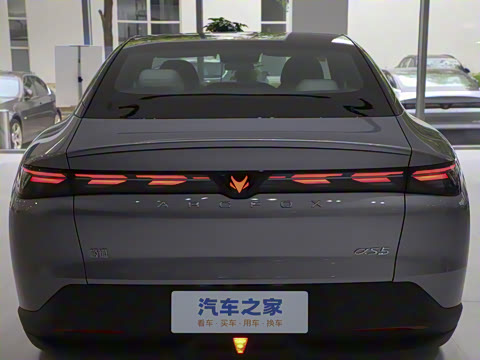 2025�� 560MAX 185kW