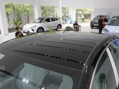 2025�� 560MAX 185kW