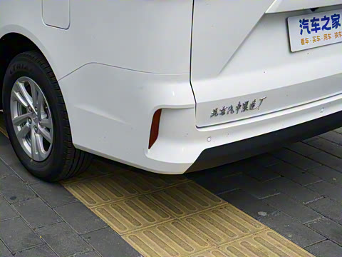 2025�� 2.0L CNG�߼�Ӫ�˰� 9��