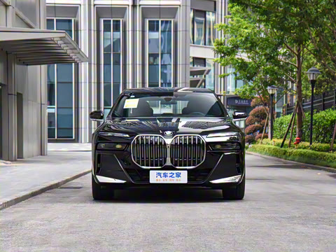 2023�� 740Li ������ M�˶���װ