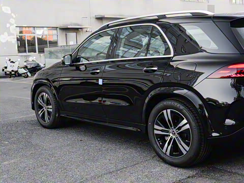 2025�� GLE 400 e 4MATIC