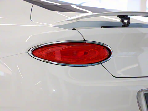 2024�� GT V8 Edition 8