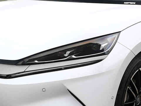 2025�� EV 545KM׿Խ��