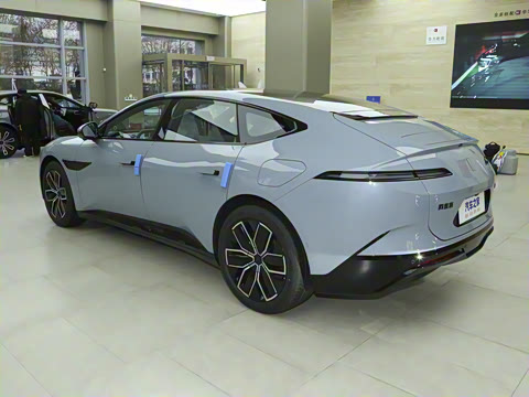 2025�� Max�����