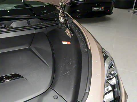 2025�� 688MAX 160kW