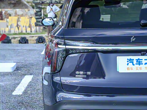 2024�� 2.0T PHEV ��������� 6��