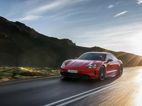 2025�� Taycan GTS