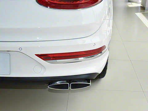 2026�� 4.0T V8 ������