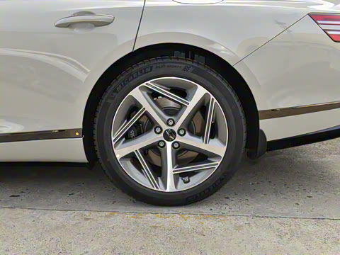 2024�� 2.5T ����������