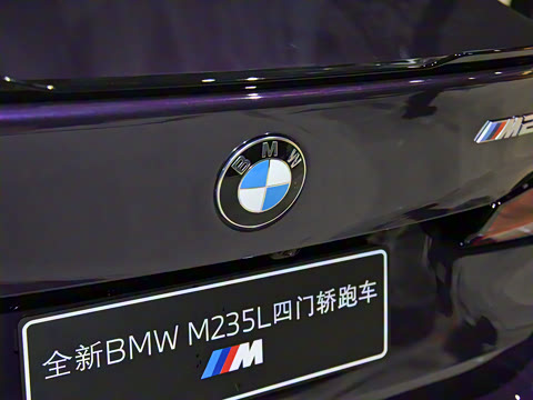 2025�� M235L