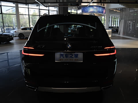 2023�� xDrive40i �����ͺ�����װ