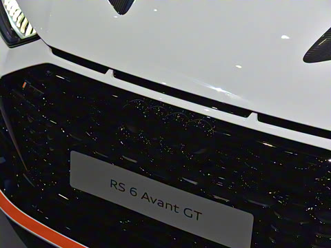2025�� RS 6 Avant GT