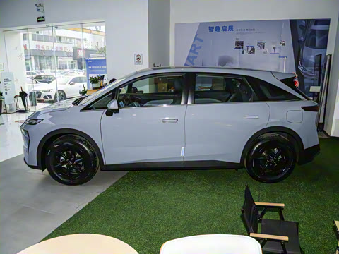 2025�� ��ƽ�� 520 Pro