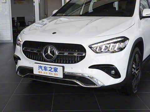 2025�� �Ŀ� GLA 220