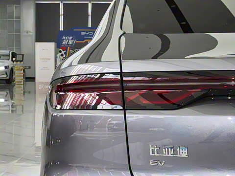 2025�� EV 605KM�����