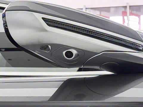 2025�� EV 605KM�����