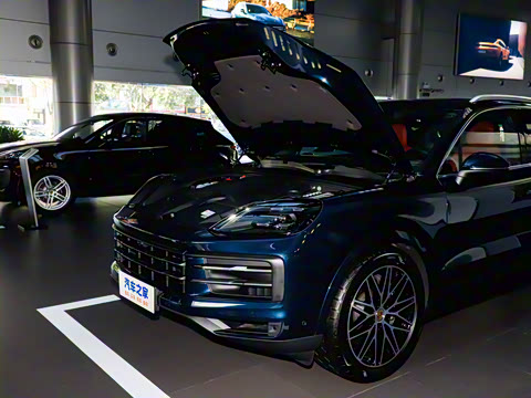 2025�� Cayenne 3.0T