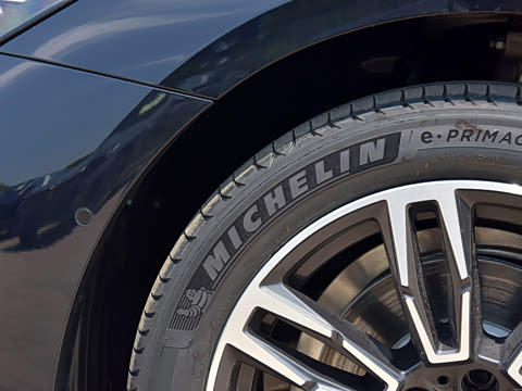 2024�� 525Li M�˶���װ