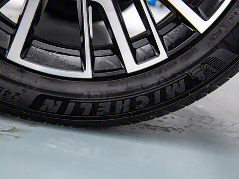 2025�� 215�����콢PLUS