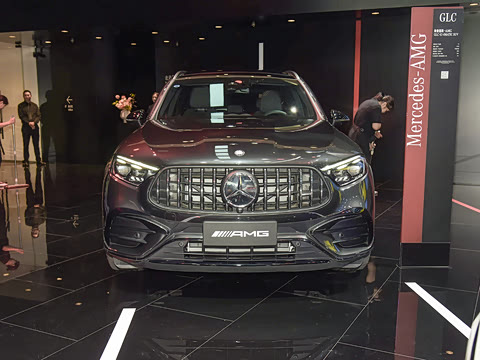 2024�� AMG GLC 43 4MATIC
