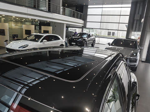 2025�� Cayenne 3.0T ���ΰ�