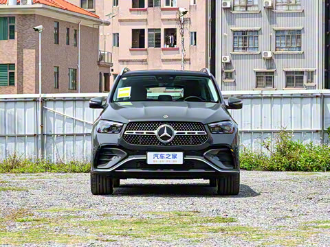 2025�� �Ŀ� GLE 450 4MATIC ������