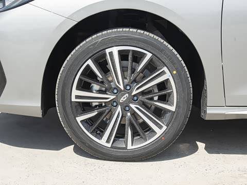 2025�� 1.6T DCT׿Խ��