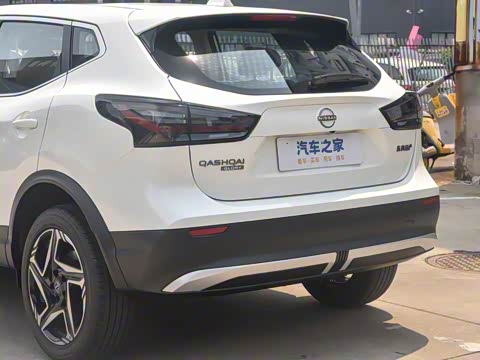 2025�� �Ŀ� ���� 2.0L CVT XV+���Ȱ�