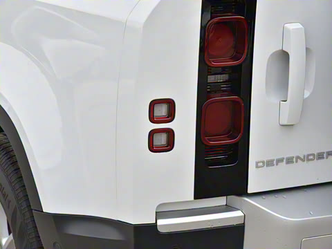 2025�� 90 2.0T P300 S