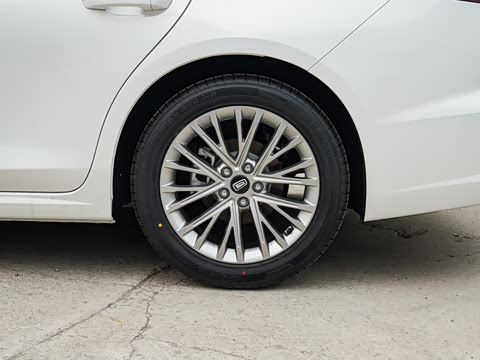 2025�� ��ҫ�� 1.5T ������