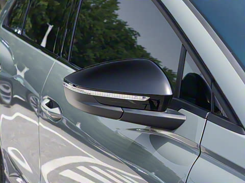 2024�� 50 e-tron quattro ������ҹ��