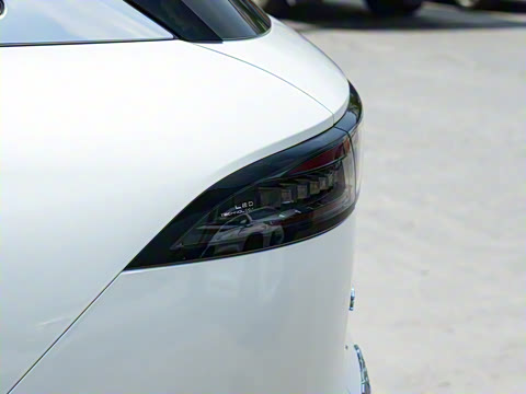 2025�� 2.0T ��������� 5��